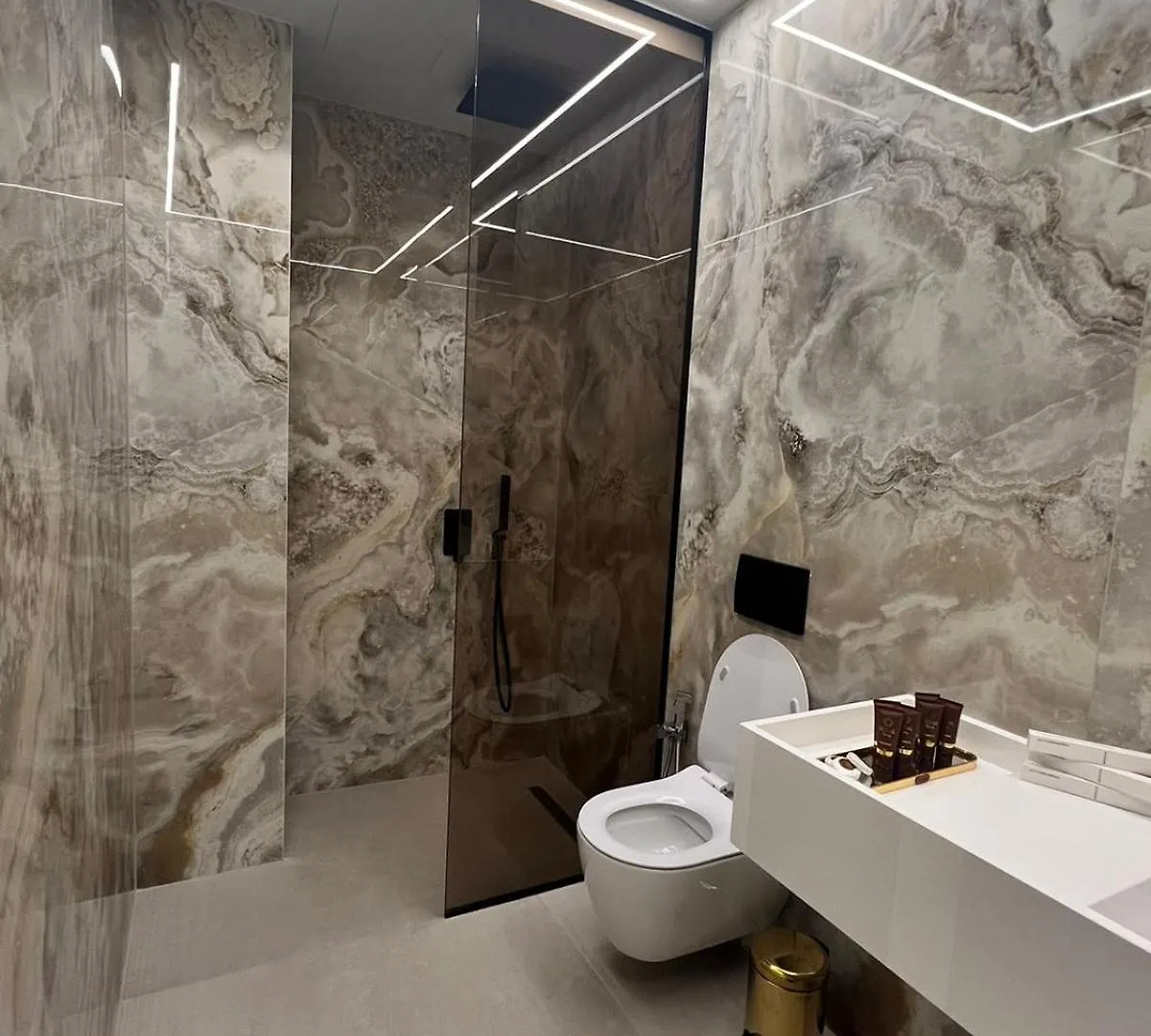 Lovely Suites By Miramare Hotel Vlore