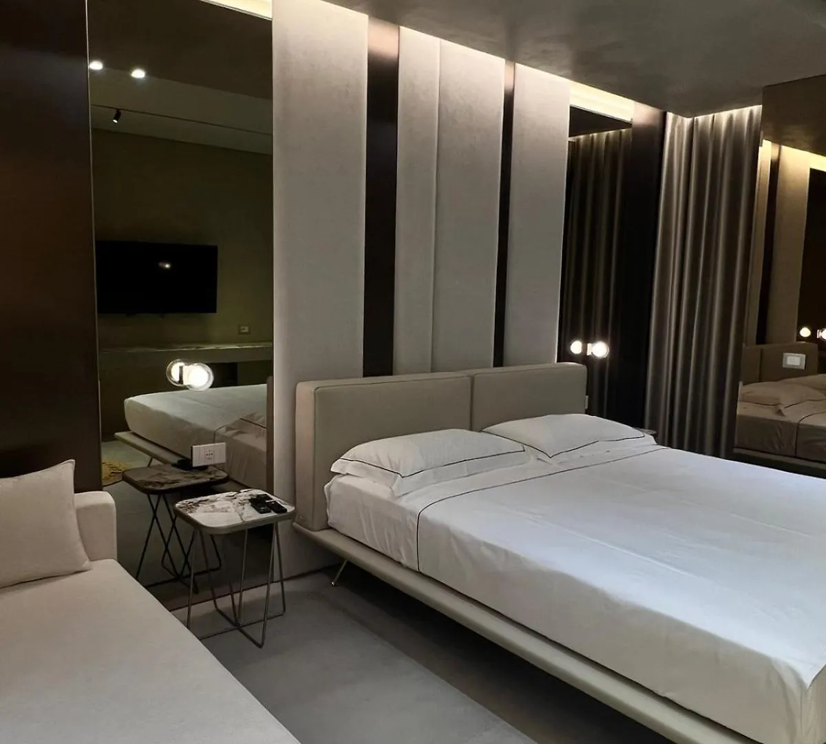 Lovely Suites By Miramare Hotel Vlore