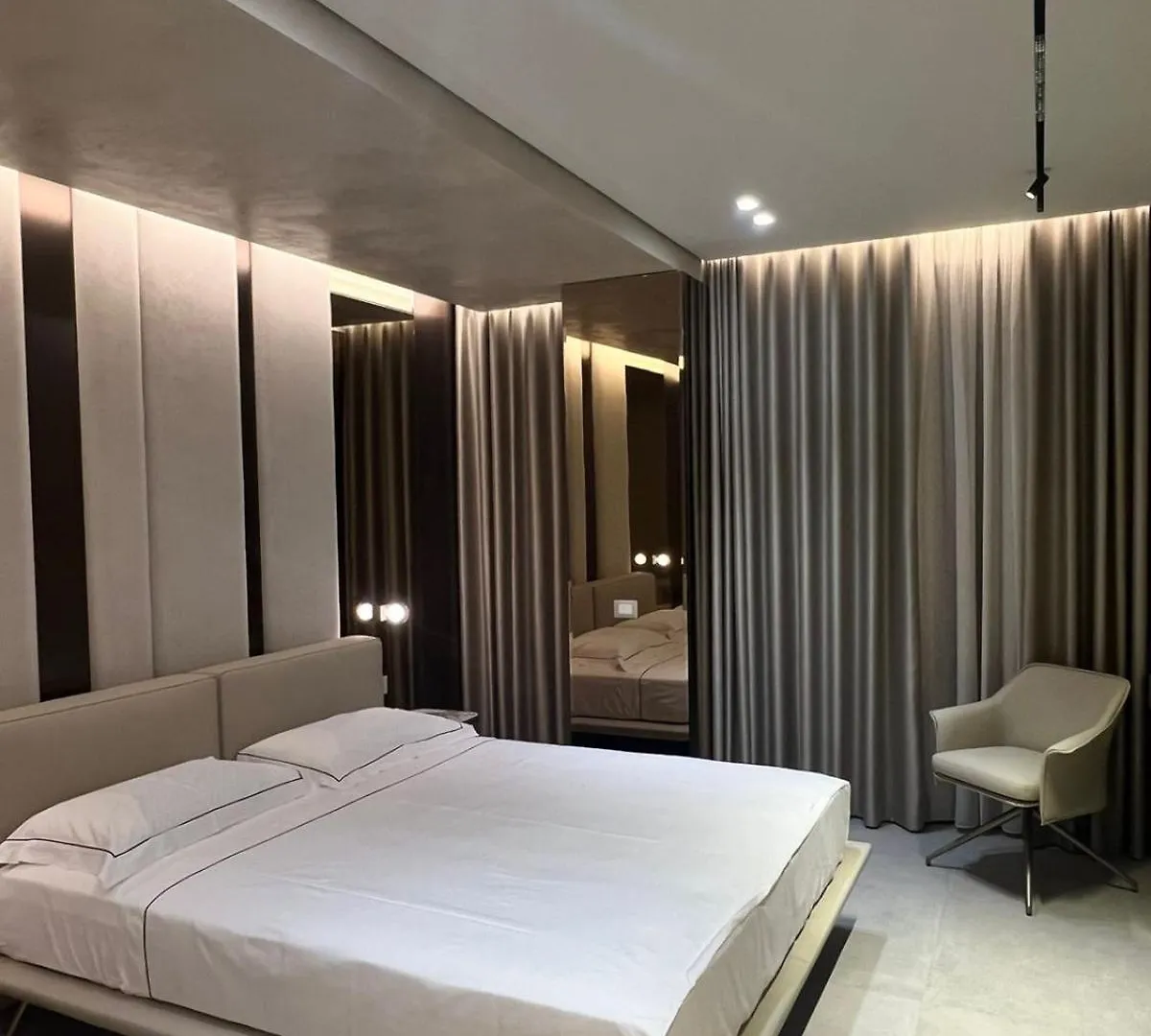 Lovely Suites By Miramare Hotel Vlore